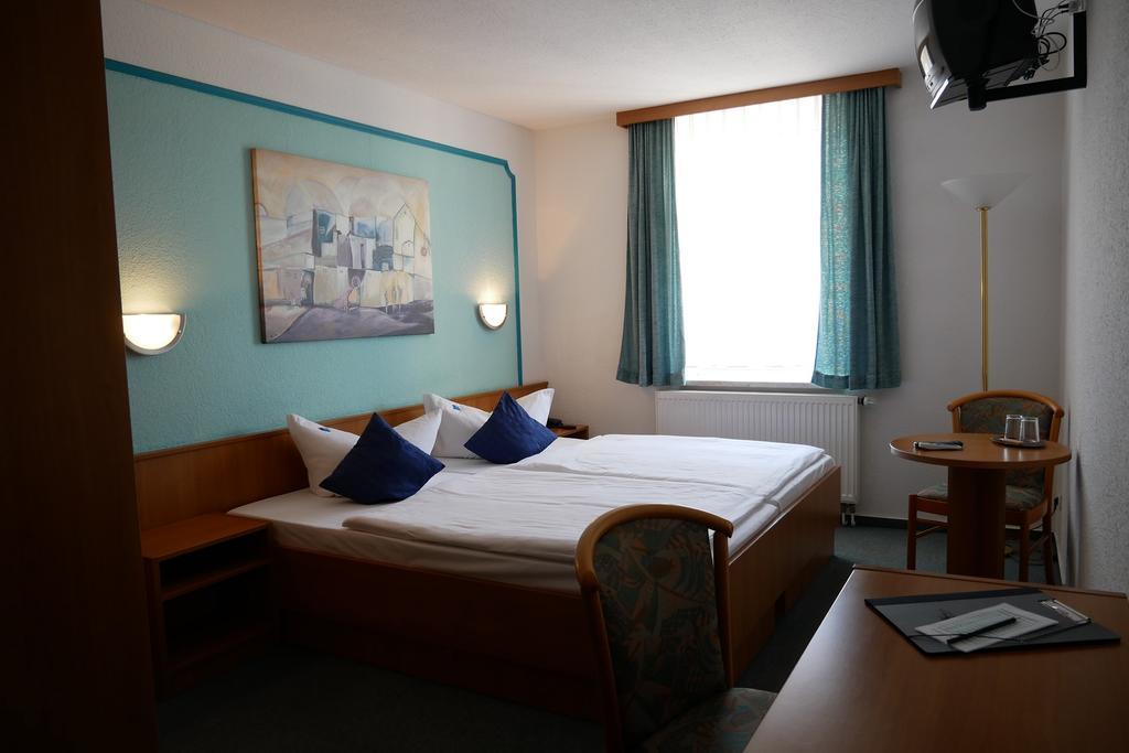 Hotel Garni Brauhof Niederwiesa 外观 照片